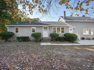 154 County Rd, Southampton, MA 01073