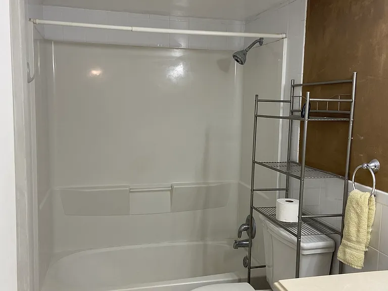 200 Maitland Ave #18 — Photo 30