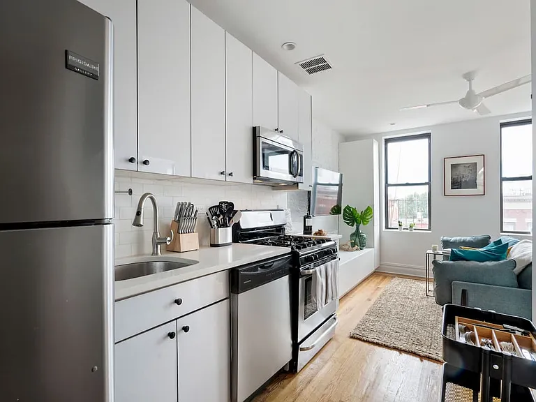 111 Greenpoint Ave #A3 — Photo 3