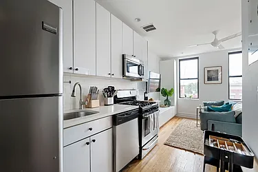 115 Greenpoint Avenue #E2 in Greenpoint, Brooklyn | StreetEasy