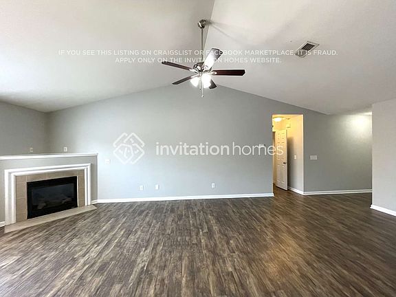 2nd image of 14 Leesford Trl