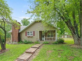 220 Ridgeway Ave, Excelsior Springs, MO 64024