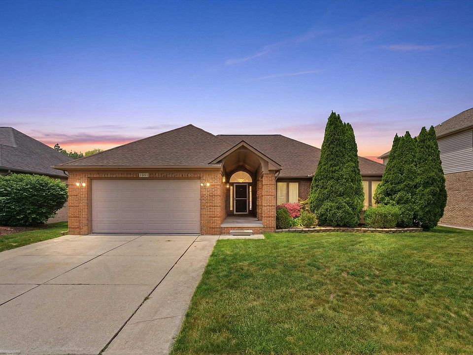 1st image of 41891 Clinton Pines Dr