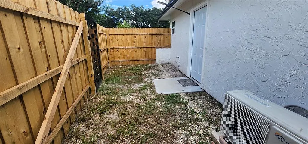 1 bed, 1.0 bath, 500 sqft, $1,200 — Photo 3