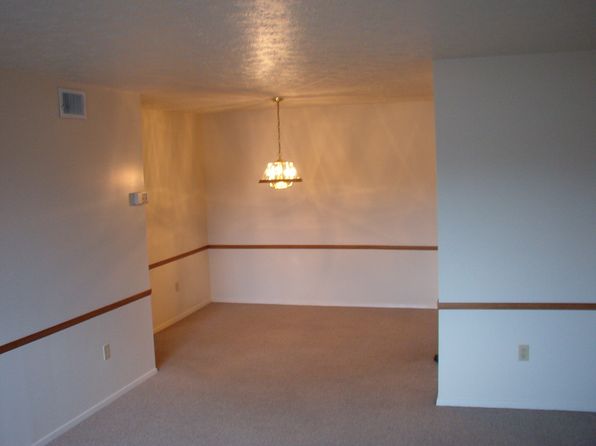 216 Moore Rd APT 2K