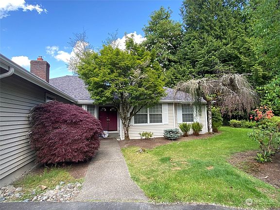 2nd image of 1010 NW Inneswood Dr