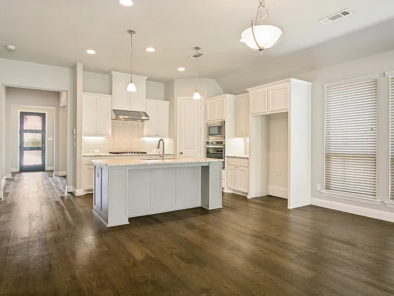 4521 Tall Knight Ln — Photo 4