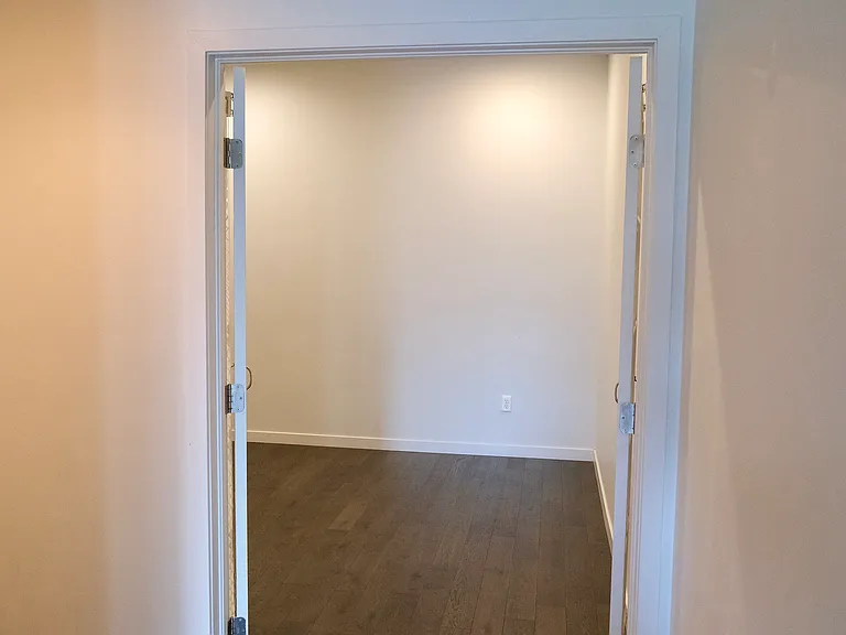 1300 N Ogden St #202 — Photo 23