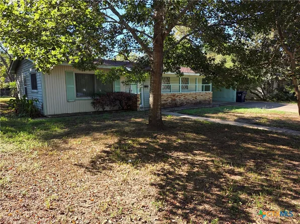 403 Hazel Ave, Rockdale, TX 76567