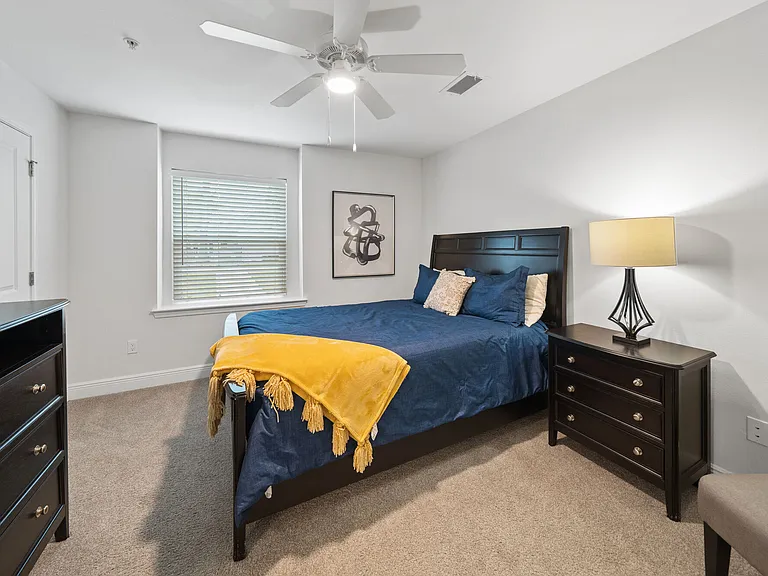 Stanford Pointe — Photo 42