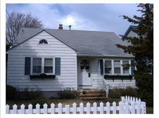 413 2nd St, Beach Haven, NJ 08008
