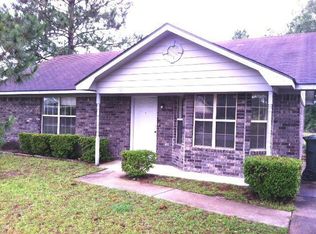 725 NE Whit Fraser Rd, Hinesville, GA 31313