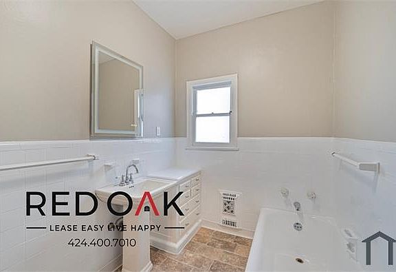 2nd image of 624 S Dunsmuir Ave APT 102