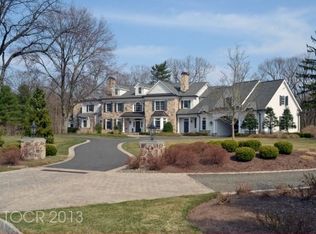 4 Trailside Pl, Saddle River, NJ 07458