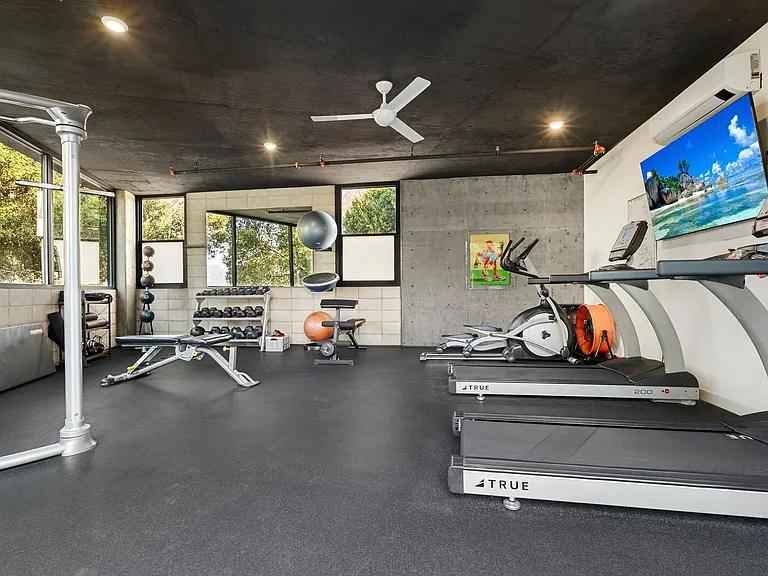Arroyo LA Designer Studio Community Living — Photo 7