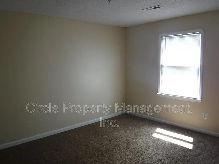 126 Claybill Dr NW #B — Photo 3