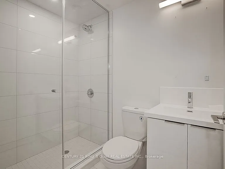 121 Saint Patrick St #722 — Photo 32