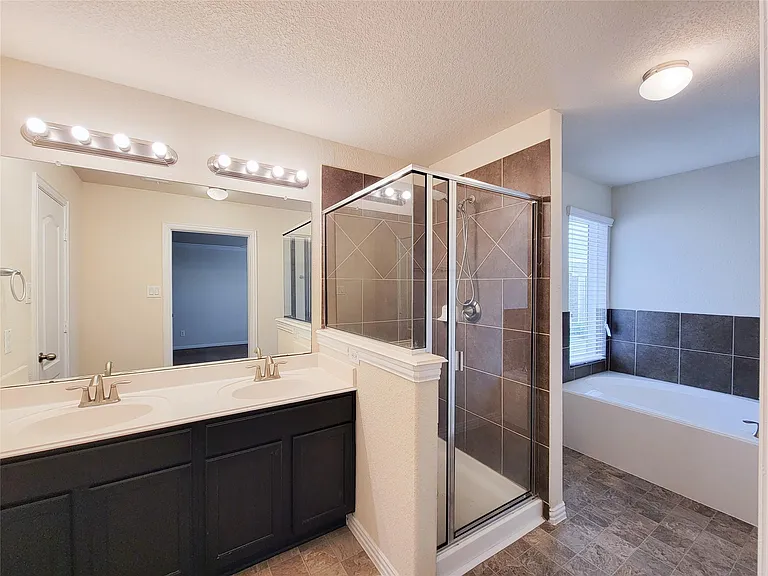 5209 Dauntless Dr — Photo 27