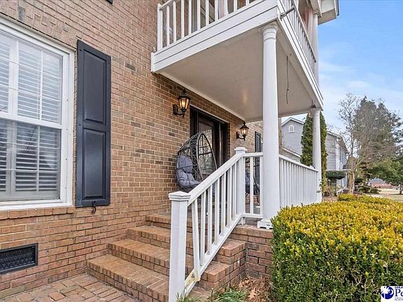 4th image of 923 Wrenwood Rd