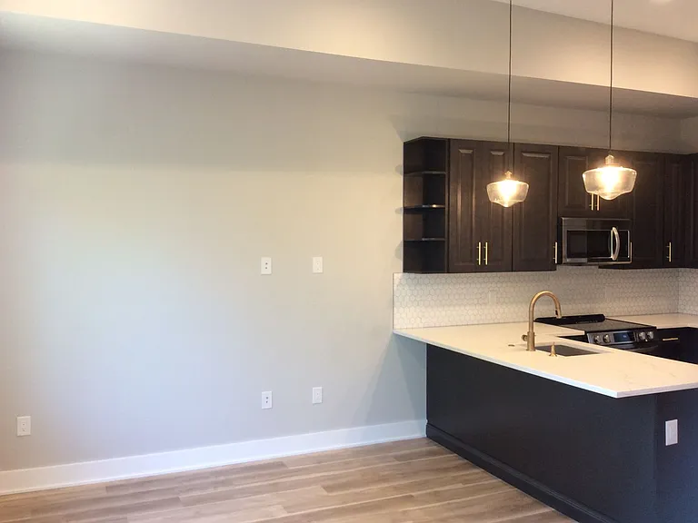 1615 Ogden St — Photo 11
