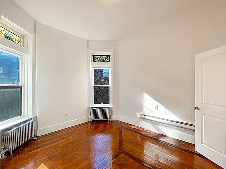 680 Saint Marks Ave #1-R — Photo 2