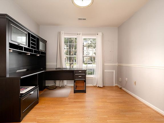5th image of 2209 Commissary Cir #284