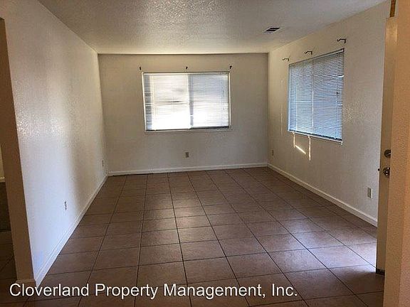 2nd image of 356 N 3rd Ave