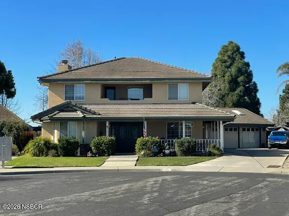 920 Skylark Ct, Santa Maria, CA 93455