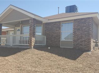 14300 Puentecillas Dr, Horizon City, TX 79928