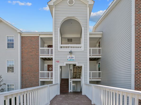 349 Waterdown Dr APT 12