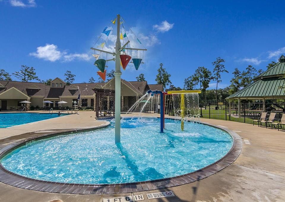 Estates Splash Area.