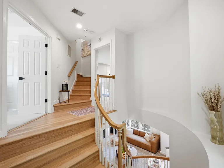 1320 Lessard Ln — Photo 14