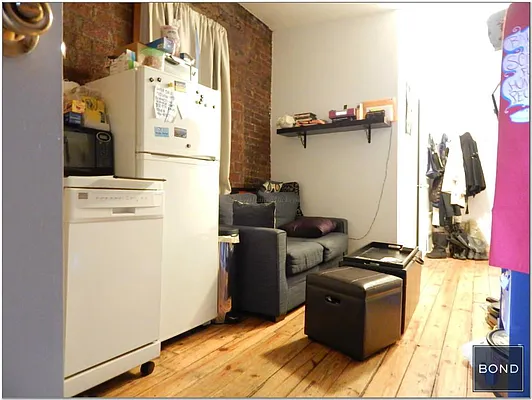 Rented by Bond New York | media 17