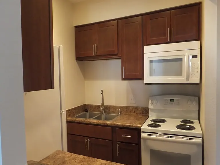 Village Meadows North Senior Apartments — Photo 9