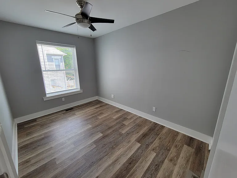 472-482 Carpenter St — Photo 47