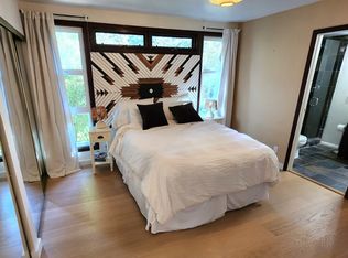 380 Box Canyon Rd #1, Canoga Park, CA 91304