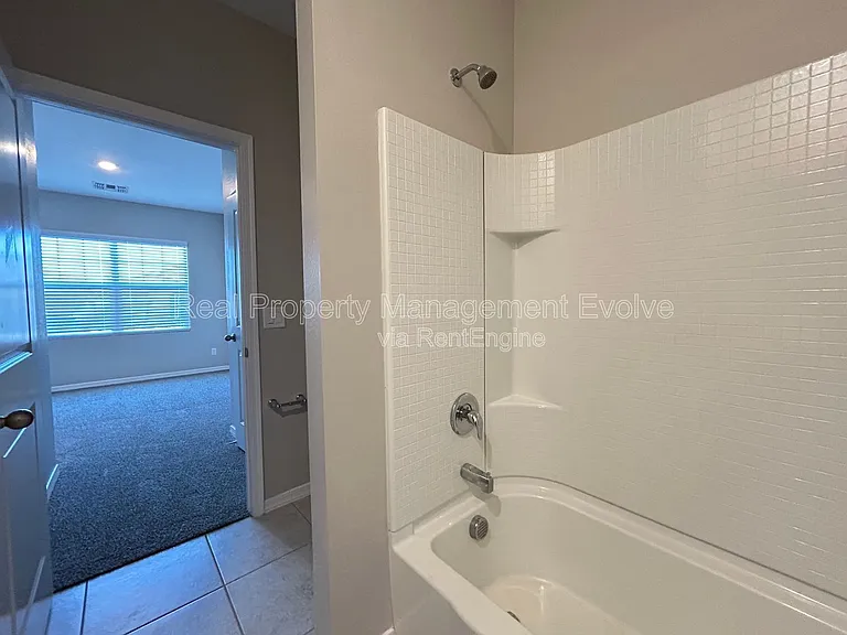 6551 W Magdalena Ln — Photo 28