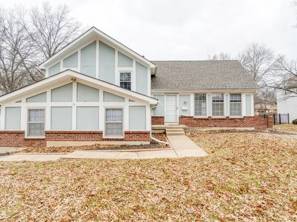 9224 Kessler St, Overland Park, KS 66212