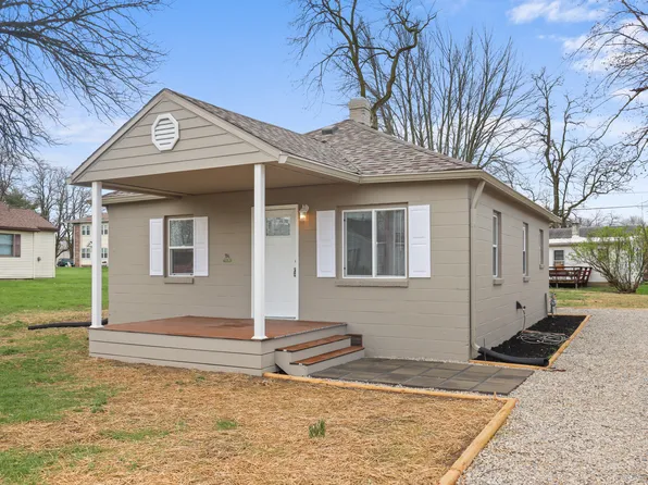 305 E Berkley Ave, Muncie, IN 47303