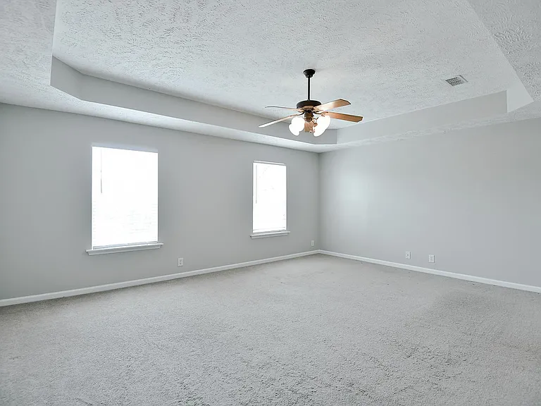 132 Tulip Grove Point — Photo 20