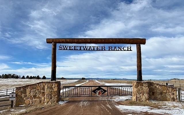 1st image of 10555 Big Sky Trail