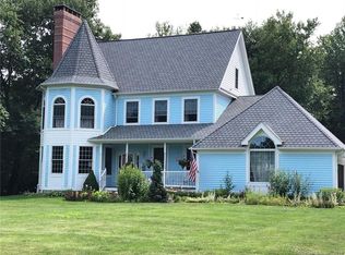 31 High Meadows Ln, Norwich, CT 06360