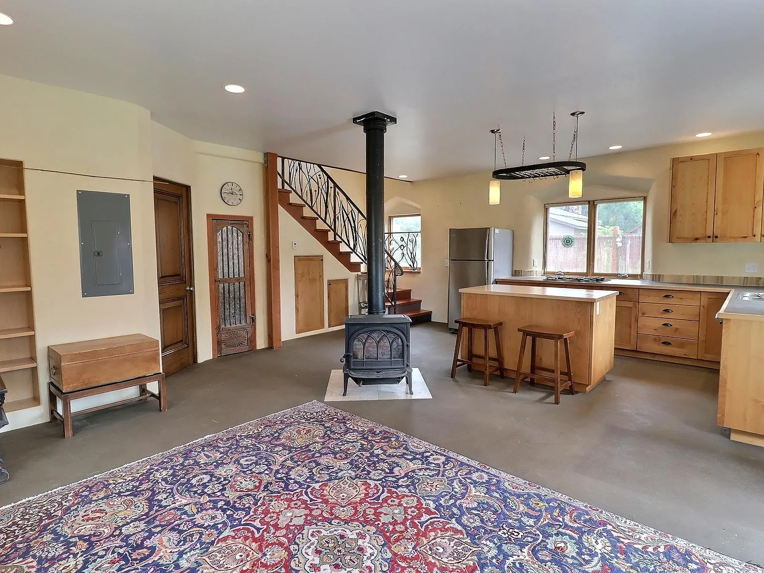 2 bed, 1.5 bath, 1000 sqft, $2,200 — Photo 3