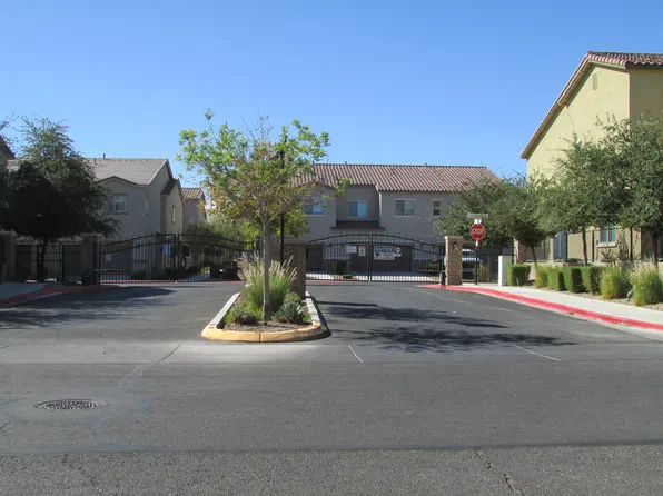 823 Grand Country Ave, North Las Vegas, NV 89086