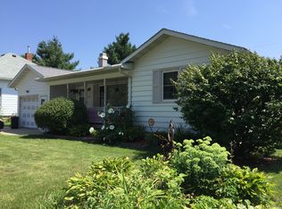 903 S 5th St, Fairfield, IA 52556