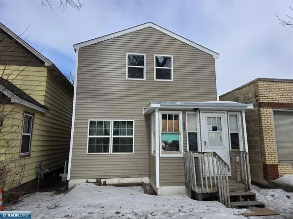829 13th St N, Virginia, MN 55792