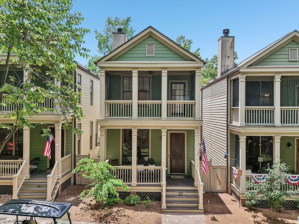 1st image of 32 Abbott Sq