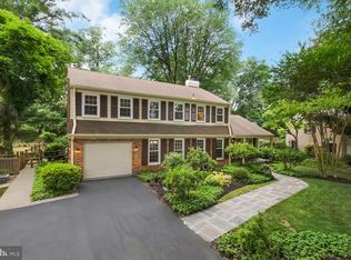 10612 Seneca Ridge Dr, Gaithersburg, MD 20886