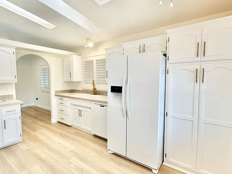 8975 Lawrence Welk Dr #183 — Photo 10