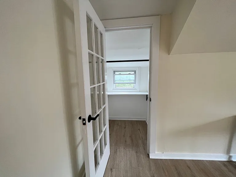 420 Whitney Ave — Photo 46